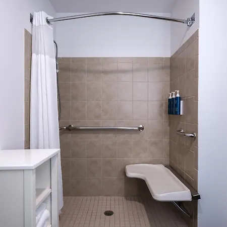 Four Points By Sheraton Louisville Airport-3